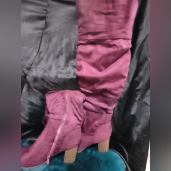 Thigh Boots - Picture 1 of 6